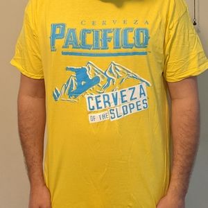 NWOT Pacifico Beer - Cerveza of Slopes Yellow T-shirt Men's/Unisex XL